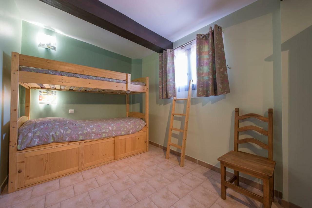Appartement Clot De Felines Entrevaux Luaran gambar